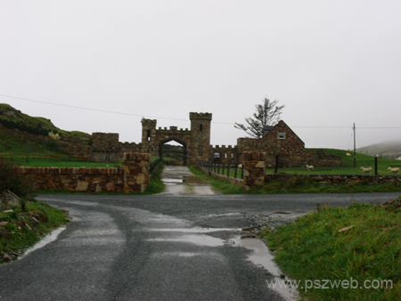 Clifden Castle Entrance