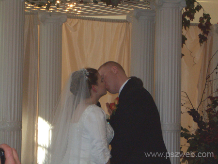 3 The Kiss