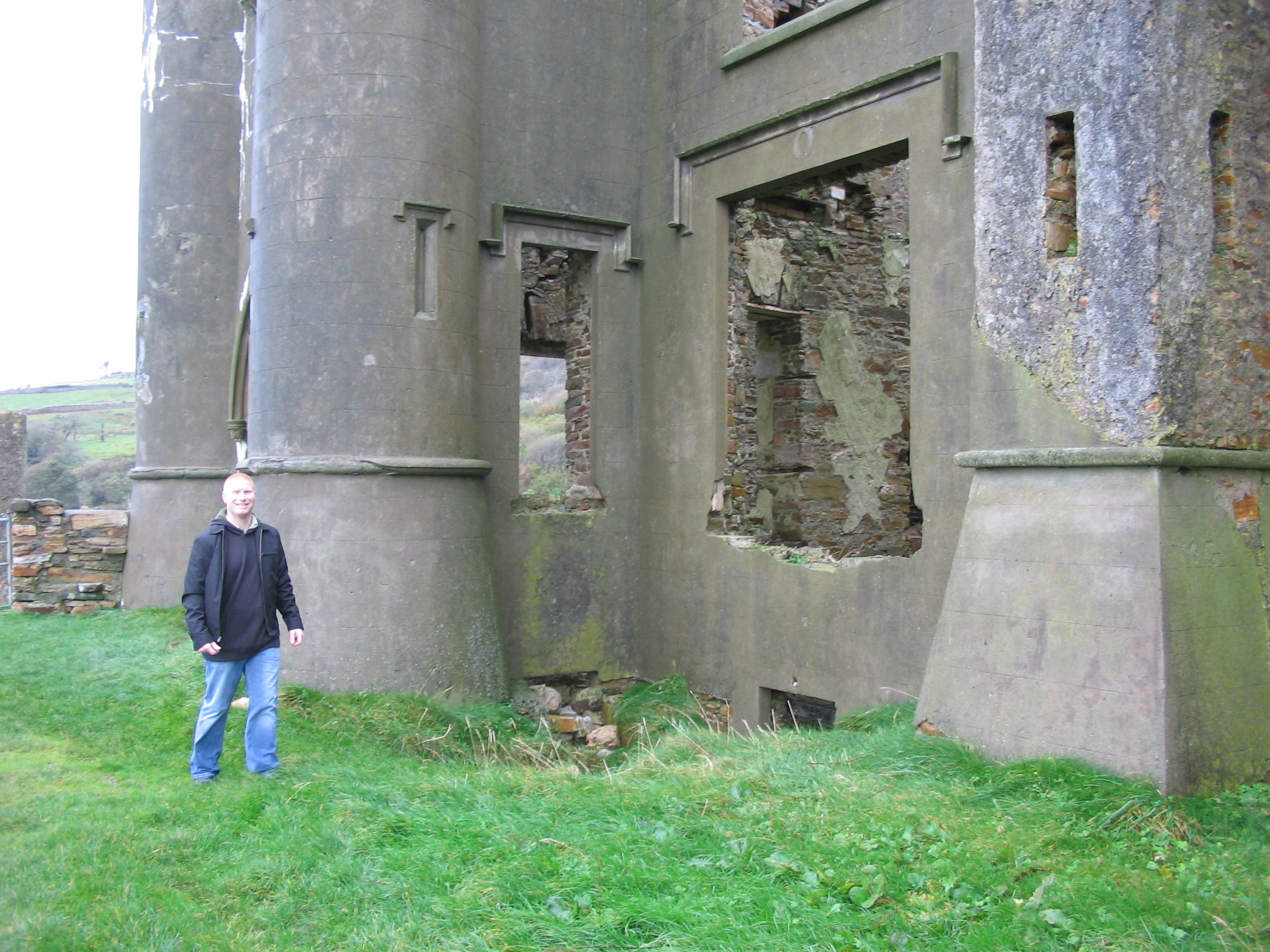 Clifden Castle